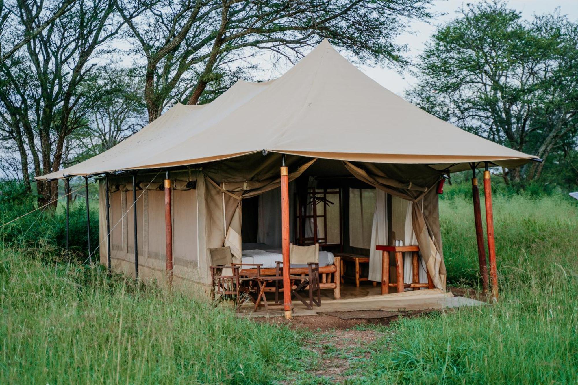 Zawadi Camp Hotel Serengeti Luaran gambar